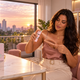 Onde aplicar perfume para uma fragrância mais natural? Compare o efeito em diferentes partes do corpo